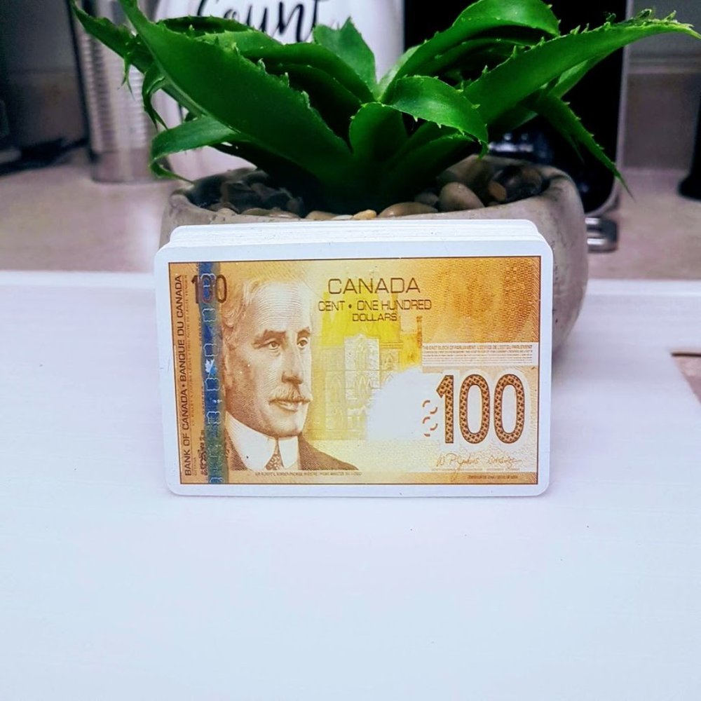 #T2 100 Dollar Bill Deck Of Playing Cards